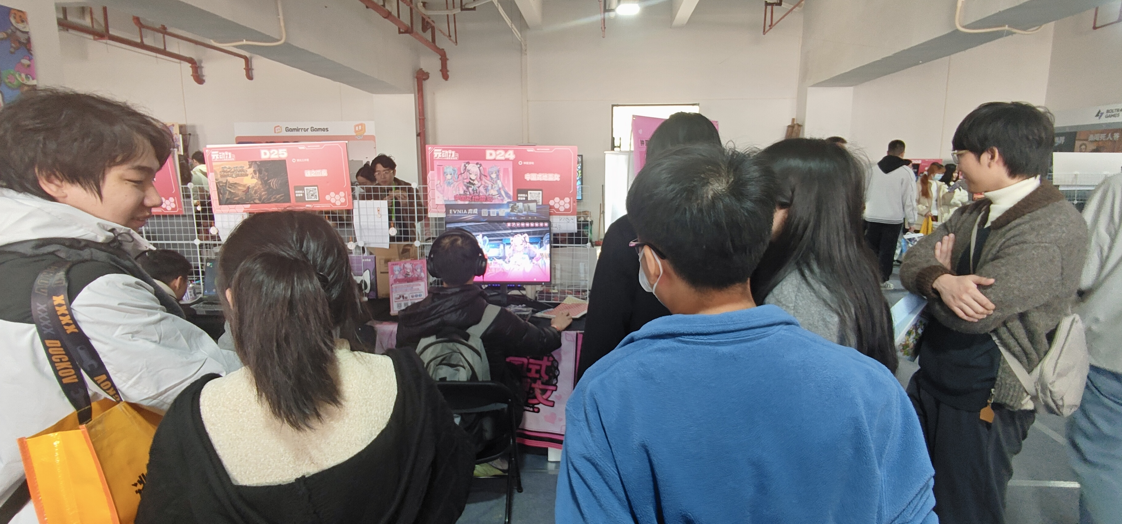 关于我的游戏对隔壁摊主造成精神伤害的小摩擦（中国式地雷女线下